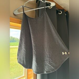 Loose fit under armor tank